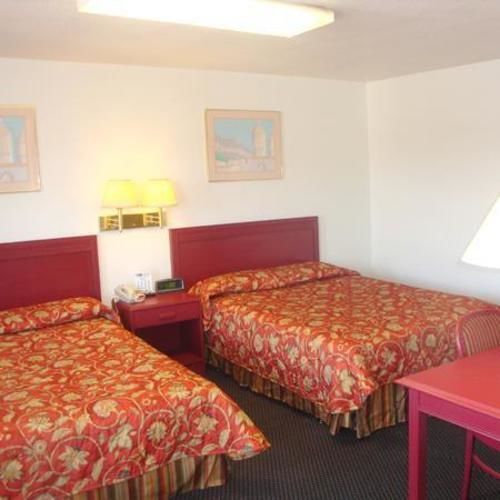 Golden Wheat Budget Host Inn Junction City Extérieur photo